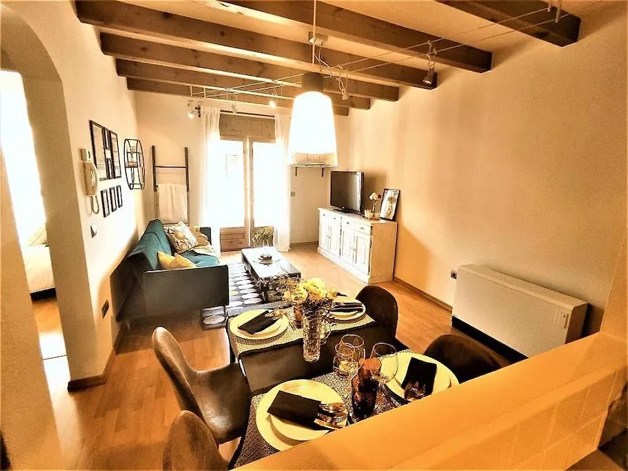 Noa Apartment En el corazón de los Pirineos Adrall